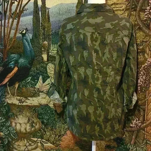 Fashion Web Green Camo Cotton Button-up Shirt Junior Size XL - Picture 3 of 3